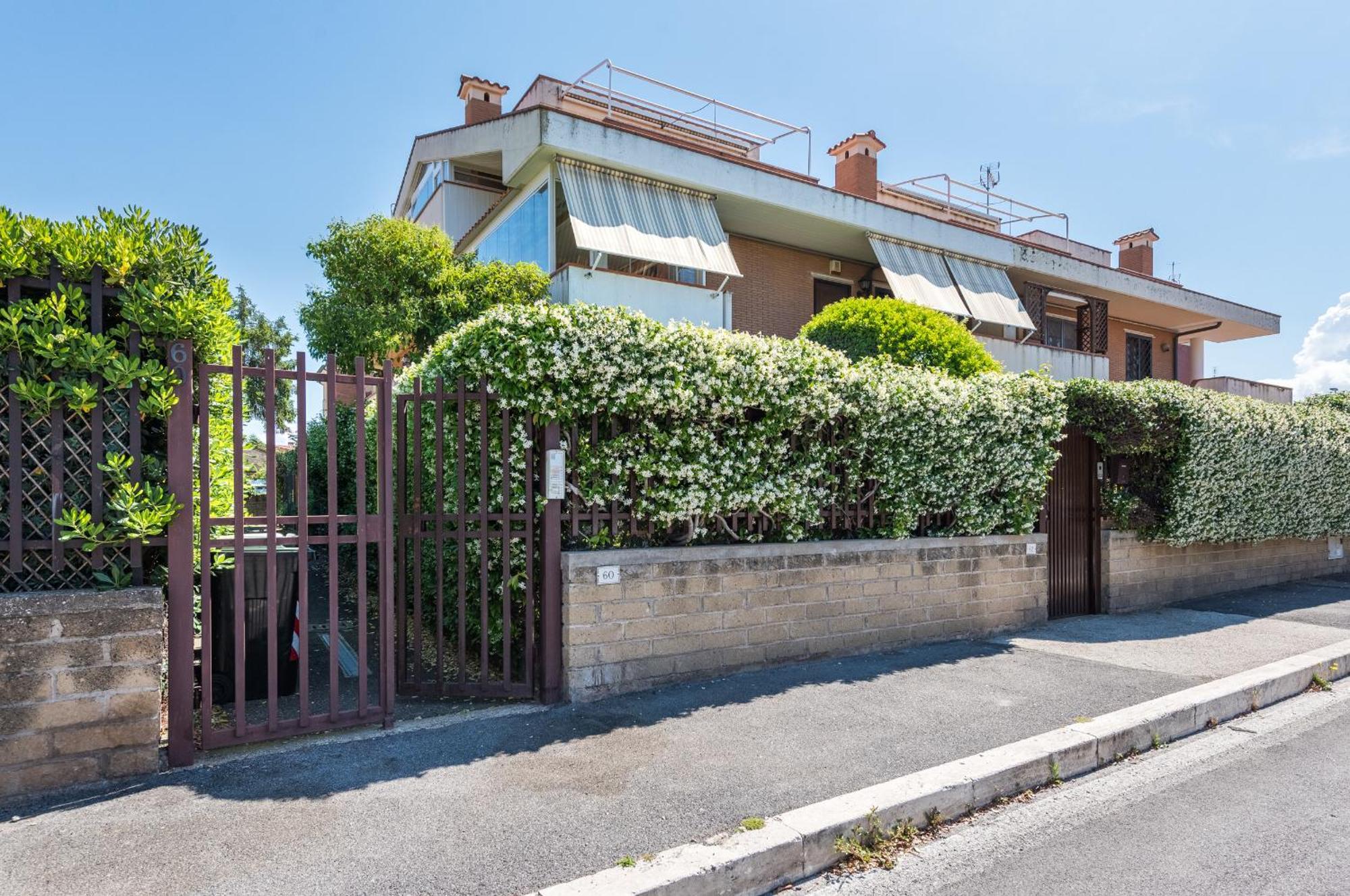 Travelershome Ciampino Suite Dış mekan fotoğraf